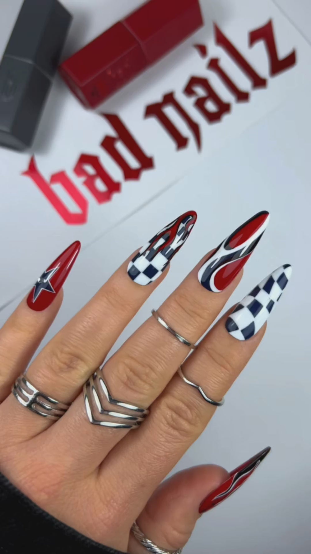 714 HOT MISTAKE – Lakier hybrydowy 7 ml